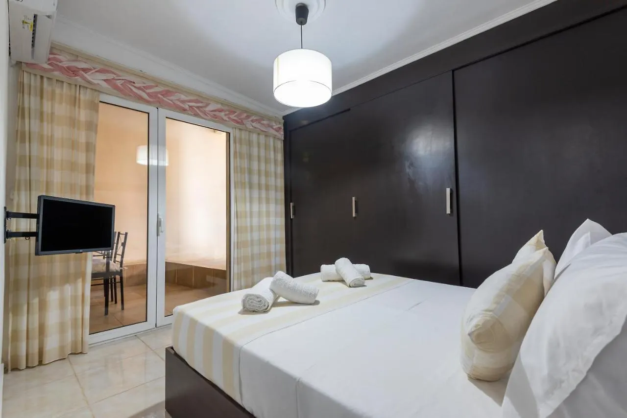 度假居 Gogo'S Cosy Beach House 罗希姆诺